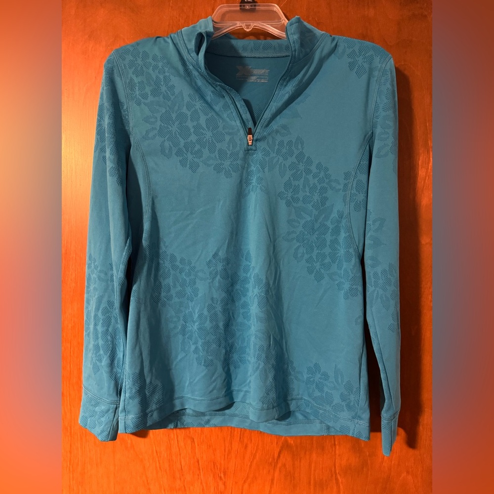 Athletic 3/4 zip